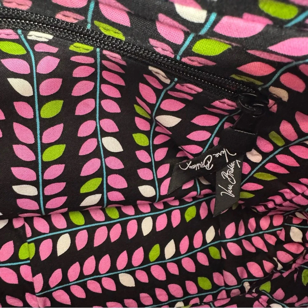 Vera Bradley Womens Colorful Floral Quilted Shoulder Bag Vibrant Pockets Zip